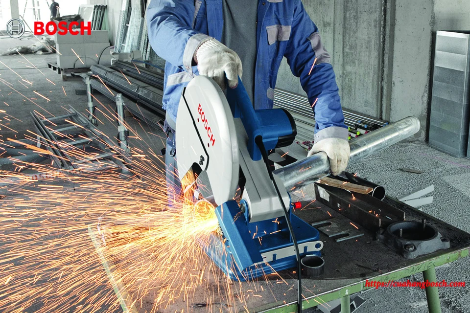 Hình ảnh máy cắt trong hồ sơ năng lực